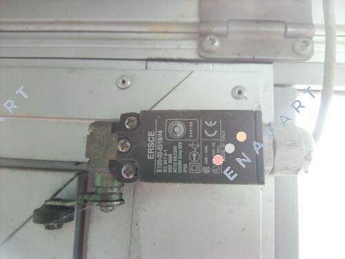 E100-00-EI/19/44  Door switch