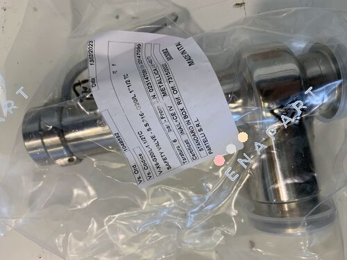 007038430 safety valve